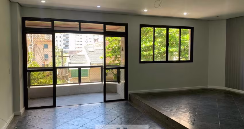 Apartamento alto padrão com 3 dormitórios sendo 1 suíte, na praia das PITANGUEIRAS - Guarujá/SP.