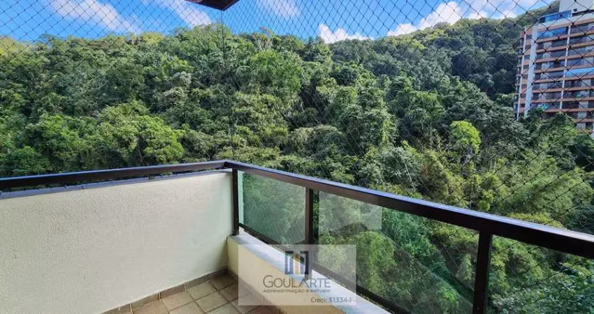 Apartamento com acesso a sacada vista verde, 3 dormitórios sendo 1 suíte climatizada + dependência empregada - pitangueiras- guarujá/sp.