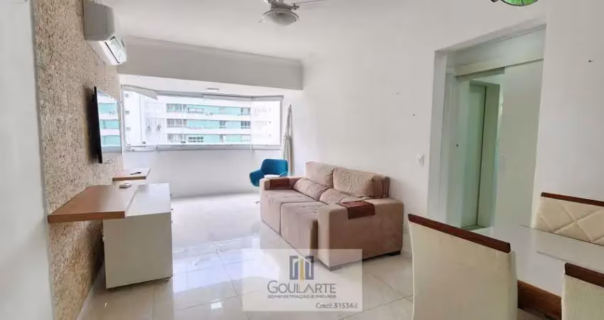 Apartamento com 2 dormitórios climatizados sendo 1 suíte, lazer no condomínio á menos de 150 metros da praia das pitangueiras-guarujá/sp.
