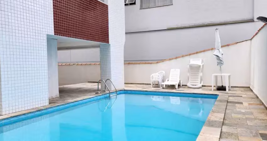 Apartamento com 3 dormitórios sendo 1 suíte com sacada compartilhada + 1 dormitório de serviço, lazer no condomínio na praia da pitangueiras - guarujá/sp.