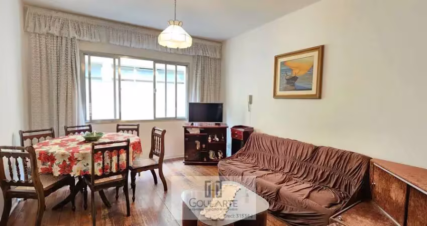 Apartamento com sala 2 ambientes, 2 dormitórios, à menos de 300 metros do mar, asturias-guarujá/sp.