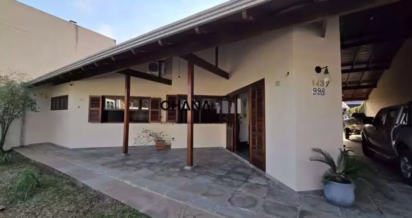 Casa com 4 quartos à venda na Avenida Paranaguá, Caiobá, Matinhos