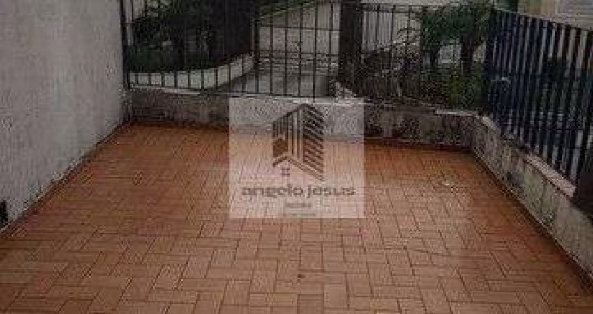 Sobrado Padrão 88m², 03 Dormitórios, 01 Vaga.