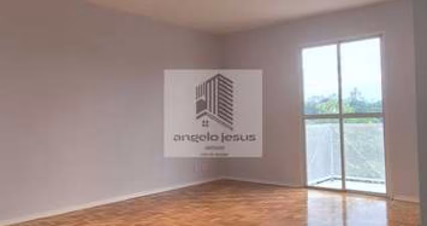 Apartamento 98m², 03 Dormitórios, 01 Vaga.