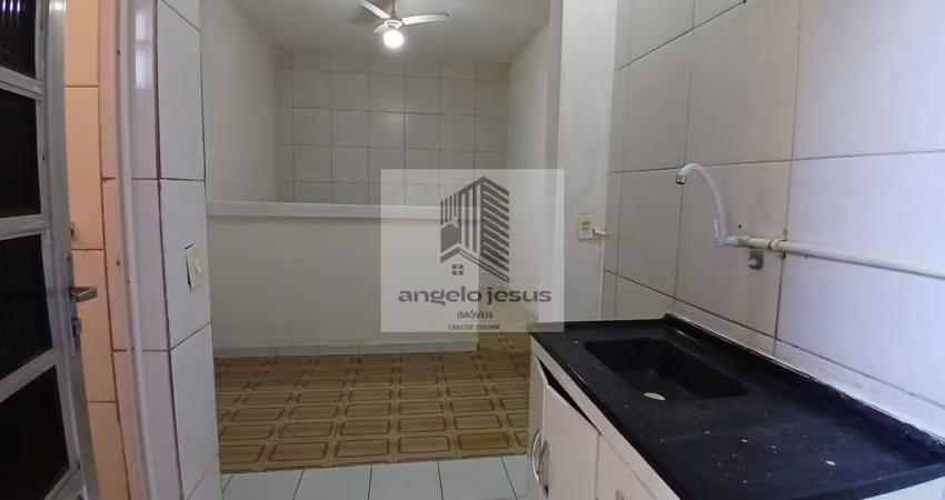 QUARTO E COZINHA