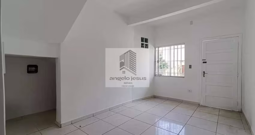 Casa 55m², 01 Dormitório, Vila  Santo Estéfano.