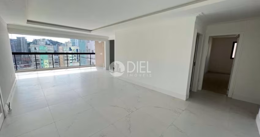 Apartamento 4 suÍtes no centro de meia praia, Meia Praia, Itapema - SC