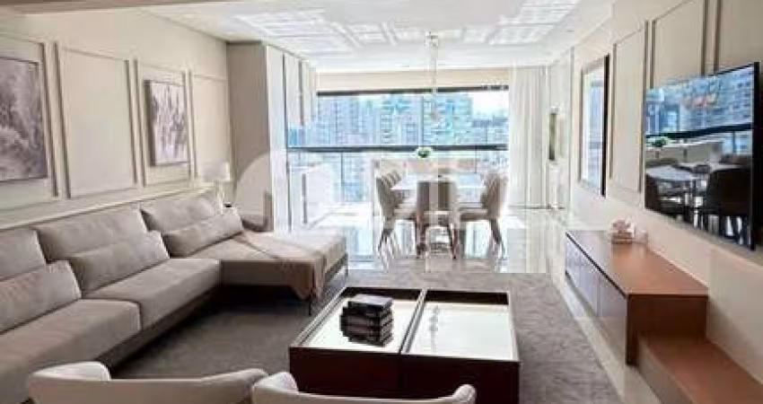 Apartamento com 4 suÍtes, Meia Praia, Itapema - SC