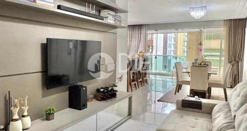 Apartamento com 3 suÍtes e 3 vagas, Meia Praia, Itapema - SC