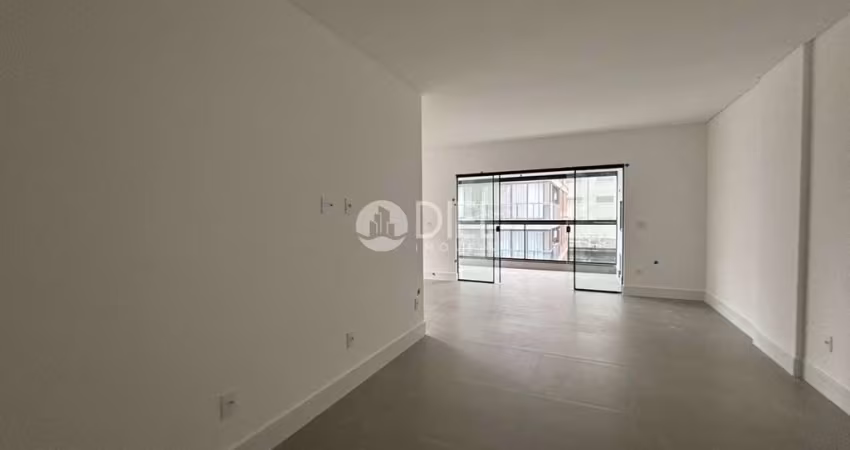 Apartamento com 4 dormitÓrios, Meia Praia, Itapema - SC
