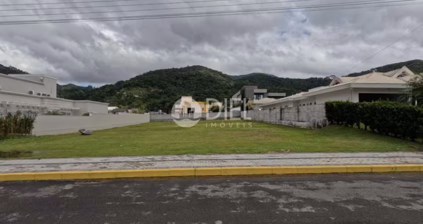 Um Ótimo terreno em um belo condomÍnio fechado!, Casa Branca, Itapema - SC