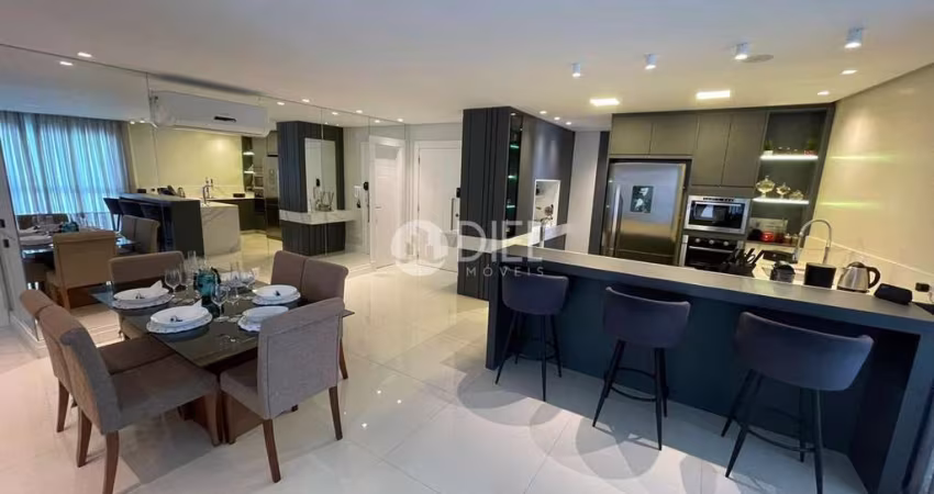 O seu apartamento com 3 suÍtes, 2 vaga e mobiliado, Centro, Balneário Camboriú - SC