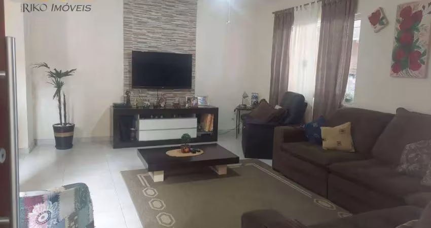 Casa com 4 quartos e 2 banheiros à venda, 385 m² por r$ 1.060.000