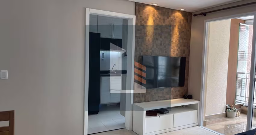 Apartamento 2 dormitórios com suíte