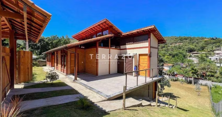 Casa em Condomínio à venda, 3 quartos, 2 suítes, 2 vagas, Albuquerque - Teresópolis/RJ