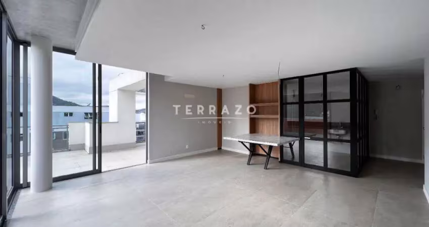 Cobertura à venda, 3 quartos, 1 suíte, 4 vagas, Agriões - Teresópolis/RJ