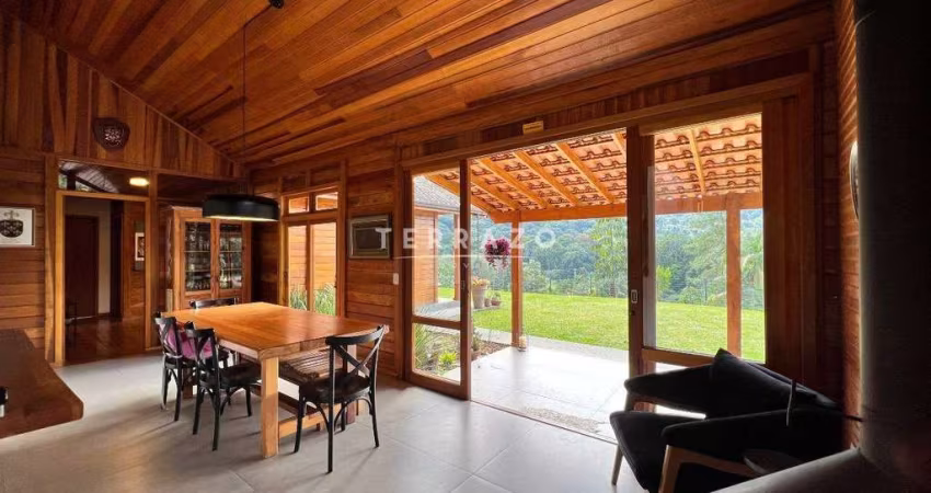 Casa em Condomínio à venda, Porteira Fechada, 5 quartos, 2 suítes, Fazenda Boa Fé - Teresópolis/RJ