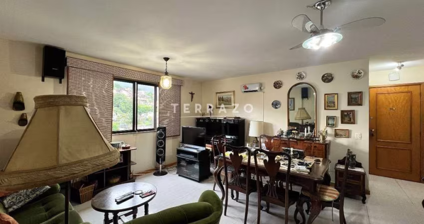 Apartamento à venda, 2 quartos, 1 suíte, 1 vaga, Agriões - Teresópolis/RJ