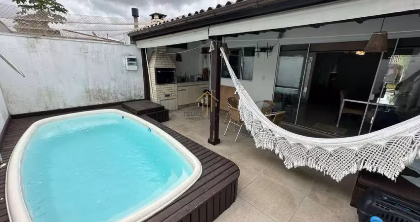 Casa com 2 dormitórios e piscina aquecida no condomínio terra nova
