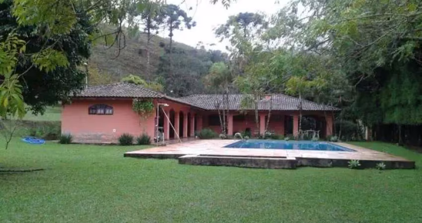 Sítio à venda em piracaia com 11 alqueires com lago
