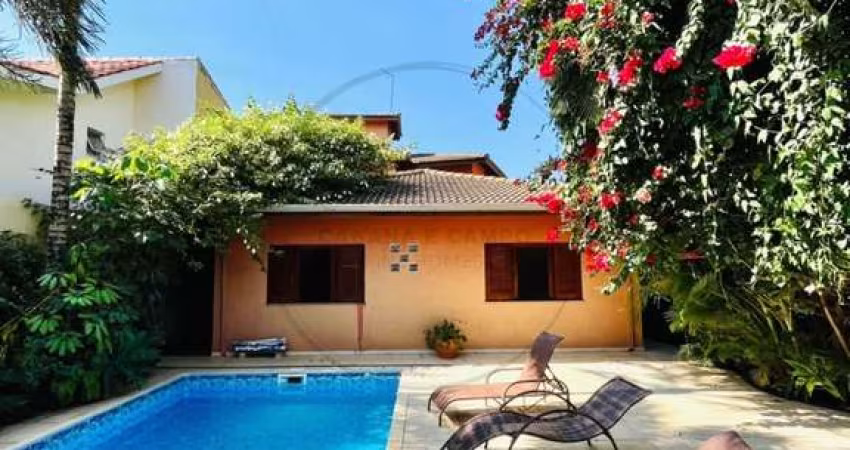 Oportunidade imperdível: Casa à venda Maristela, Atibaia-SP, com 4 quartos, 2 suítes e 350m² de área!