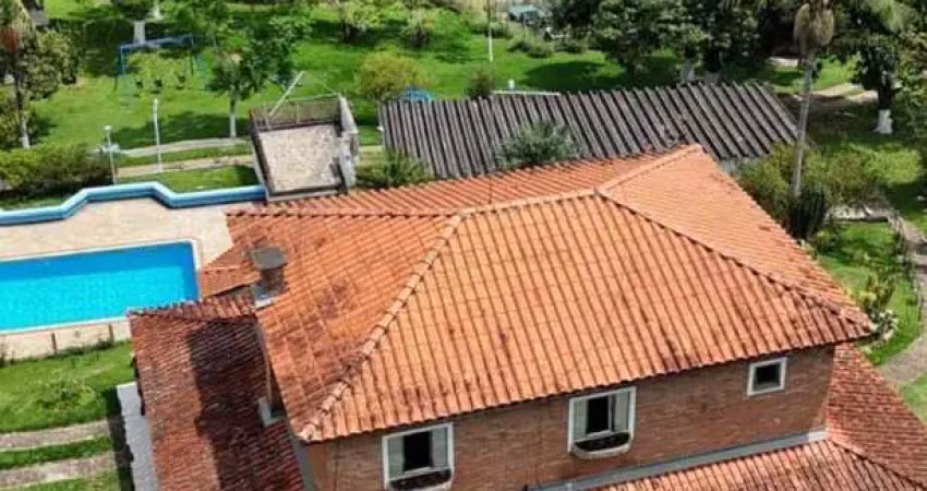 Sítio à venda em atibaia-sp, bairro portão: 5 quartos, 1 suíte, 3 banheiros, 5 vagas, 30.000m² de área. confira!