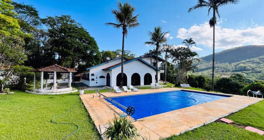 Sítio espetacular com vista para represa e acesso fácil - Piracaia