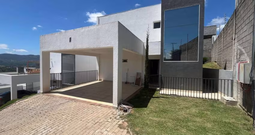 Casa à venda em condomínio fechado Jd. Estância Brasil - Atibaia