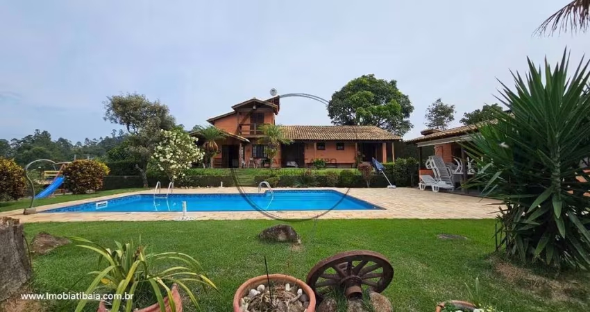 Chácara à venda com vista para a represa em Nazaré Paulista