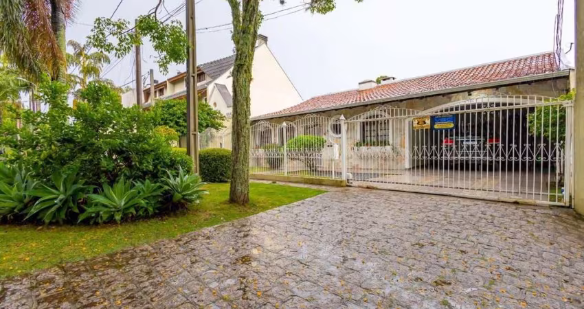 Casa para Venda em Curitiba, Jardim Social, 4 dormitórios, 1 suíte, 4 banheiros, 4 vagas