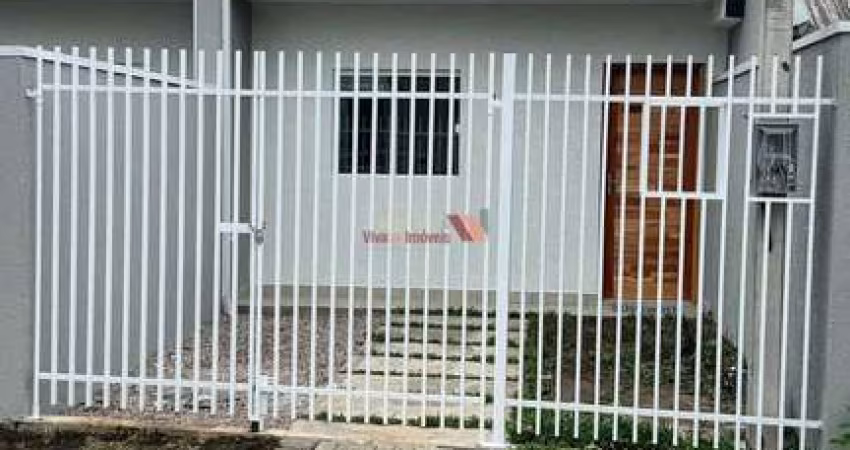 Casa à Venda no Tatuquara com 2 Quartos e Jardim de Inverno - Próxima a Serviços Essenciais