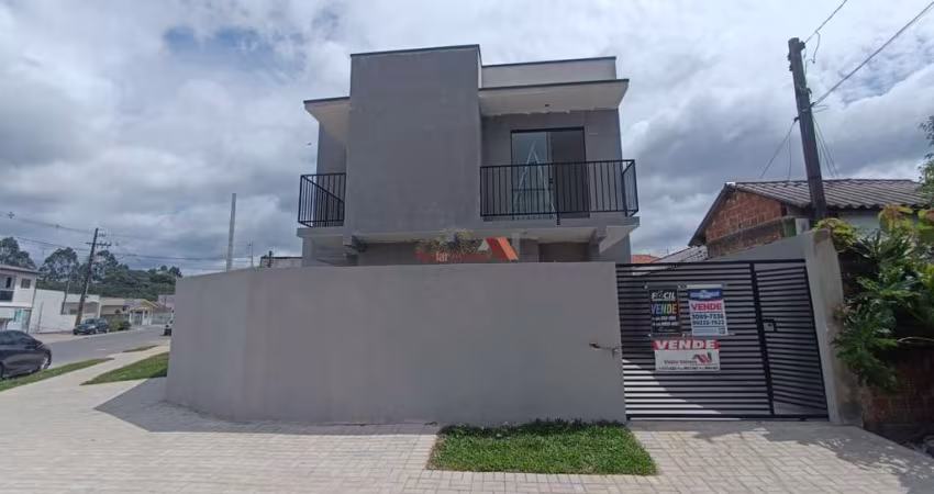 Sobrado de Esquina à Venda no Bairro Tatuquara