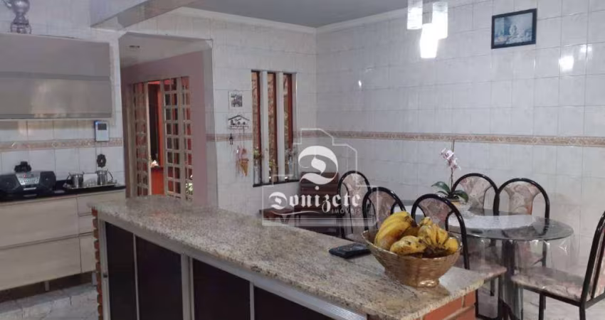 Sobrado com 4 dormitórios à venda, 292 m² por R$ 950.000,01 - Parque Oratório - Santo André/SP