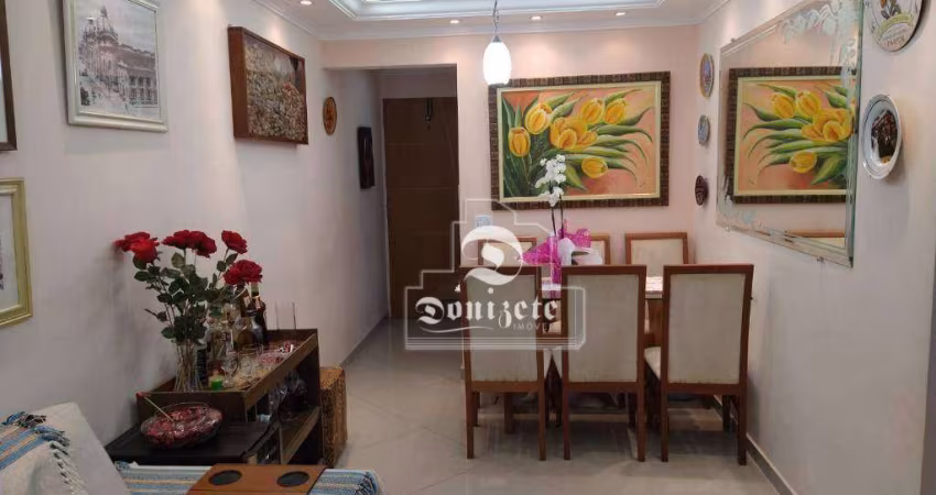 Apartamento com 2 dormitórios à venda, 56 m² por R$ 345.000,00 - Vila Valparaíso - Santo André/SP