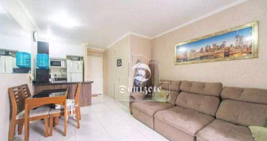 Apartamento com 3 dormitórios à venda, 64 m² por R$ 456.000,00 - Vila Alzira - Santo André/SP