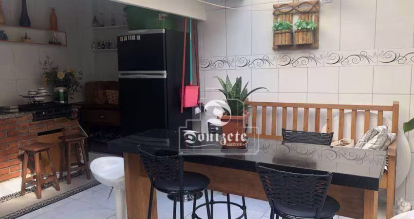 Sobrado com 3 dormitórios à venda, 175 m² por R$ 849.000,00 - Vila Pires - Santo André/SP