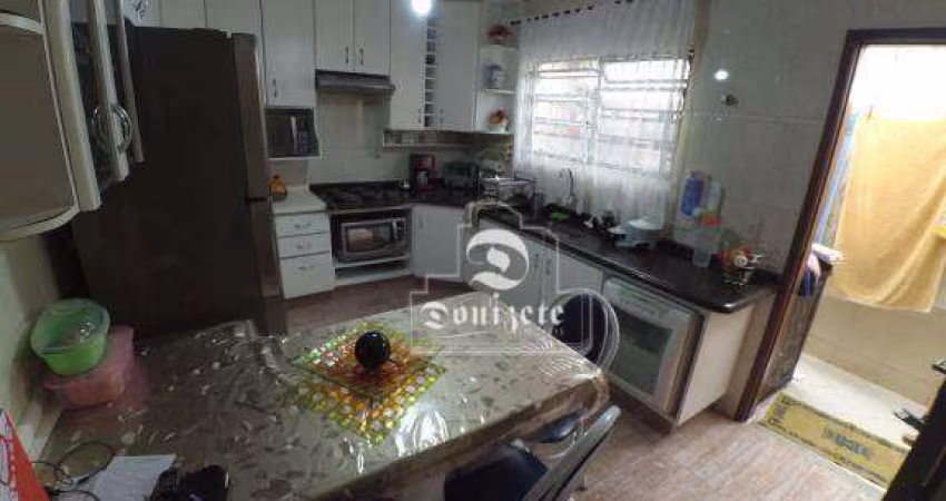 Sobrado com 3 dormitórios à venda, 150 m² por R$ 585.000,00 - Vila Eldízia - Santo André/SP