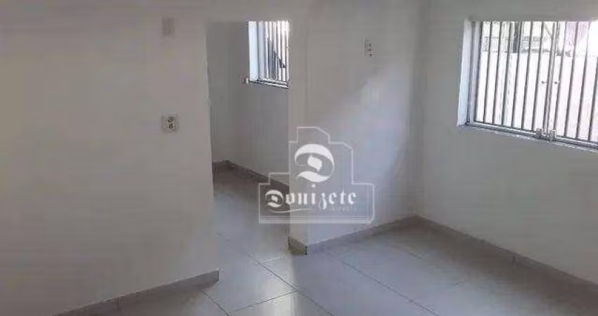 Sobrado com 3 dormitórios à venda, 114 m² por R$ 900.000,00 - Campestre - Santo André/SP