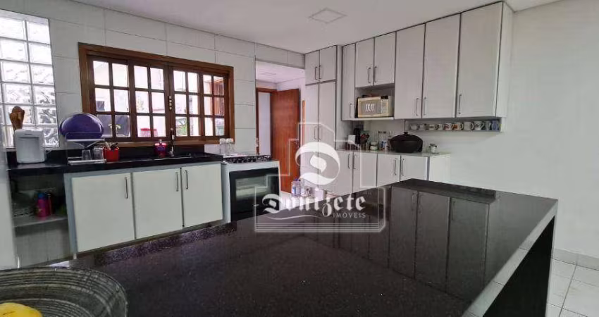 Sobrado com 5 dormitórios à venda, 380 m² por R$ 1.166.999,90 - Campestre - Santo André/SP