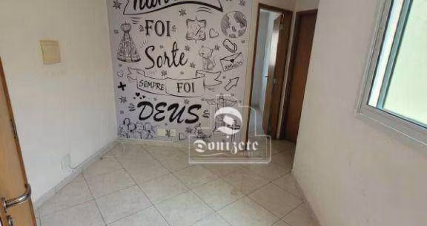 Apartamento com 2 dormitórios à venda, 45 m² por R$ 330.000,00 - Santa Maria - Santo André/SP