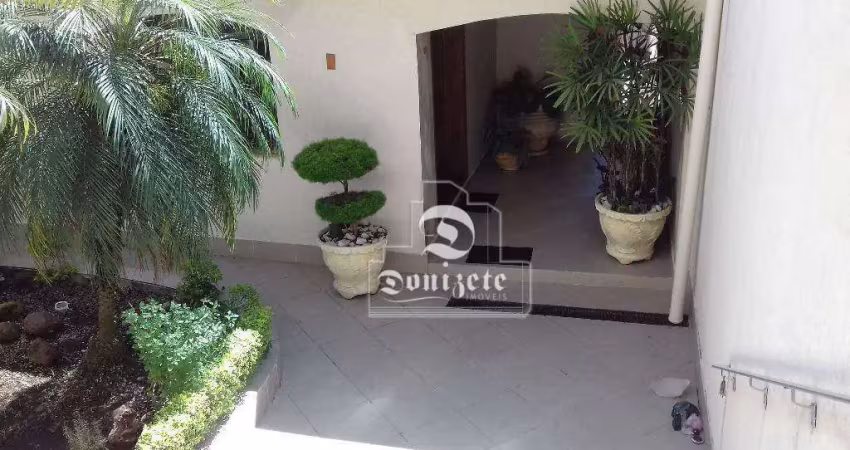 Sobrado com 3 dormitórios à venda, 660 m² por R$ 1.800.000,01 - Campestre - Santo André/SP