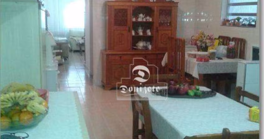 Sobrado com 3 dormitórios à venda, 244 m² por R$ 799.900,00 - Campestre - Santo André/SP