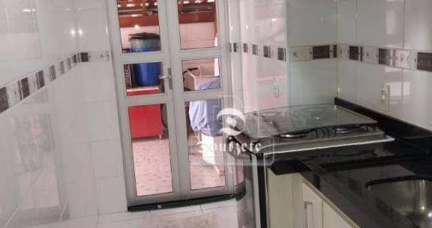 Apartamento com 2 dormitórios à venda, 70 m² por R$ 255.000 - Vila Lutécia - Santo André/SP.
