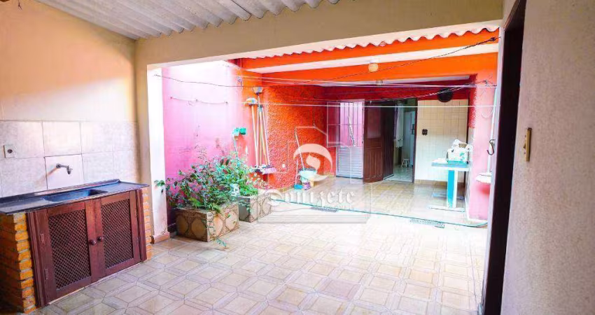 Casa com 3 dormitórios à venda, 216 m² por R$ 1.240.000,00 - Vila São Pedro - Santo André/SP