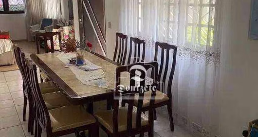 Sobrado com 3 dormitórios à venda, 264 m² por R$ 749.999,99 - Utinga - Santo André/SP