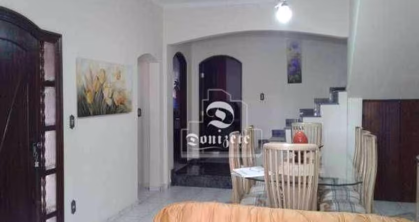 Sobrado à venda, 253 m² por R$ 746.000,00 - Vila Lucinda - Santo André/SP