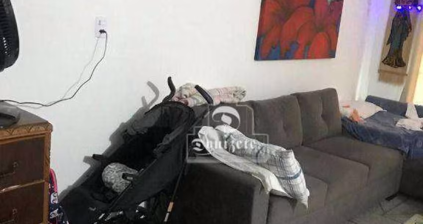 Sobrado com 3 dormitórios à venda, 140 m² por R$ 800.000,00 - Parque Jaçatuba - Santo André/SP