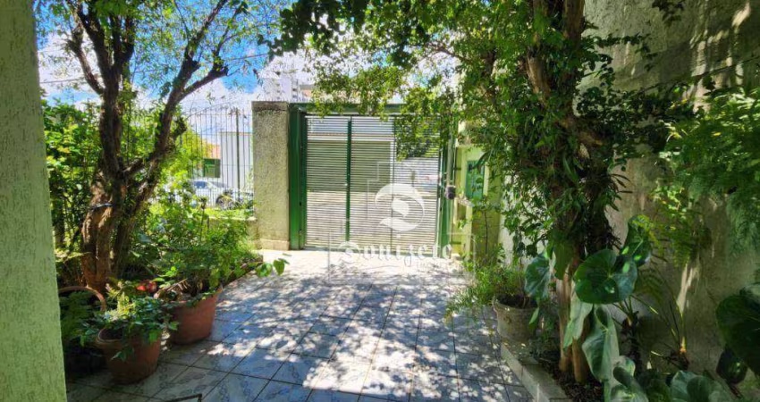 Sobrado com 3 dormitórios para alugar, 259 m² por R$ 4.950,00/mês - Campestre - Santo André/SP