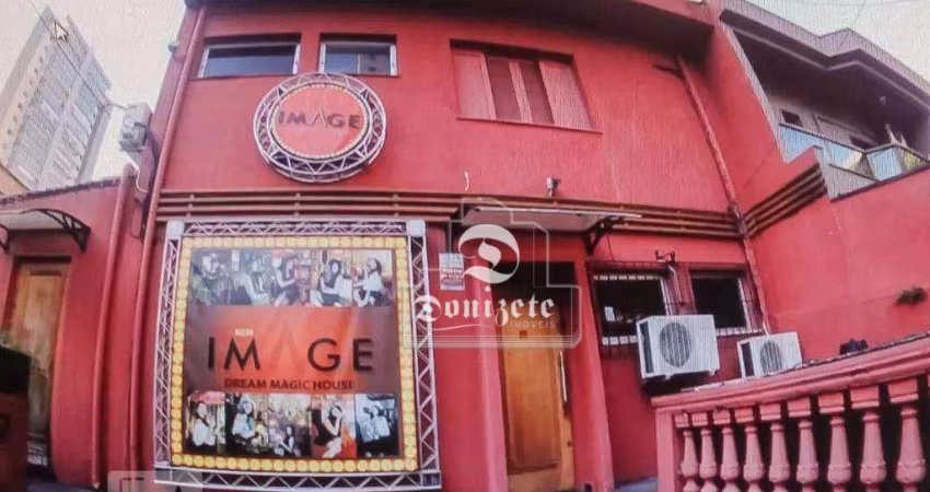 Sobrado com 3 dormitórios à venda, 209 m² por R$ 970.000,00 - Jardim - Santo André/SP