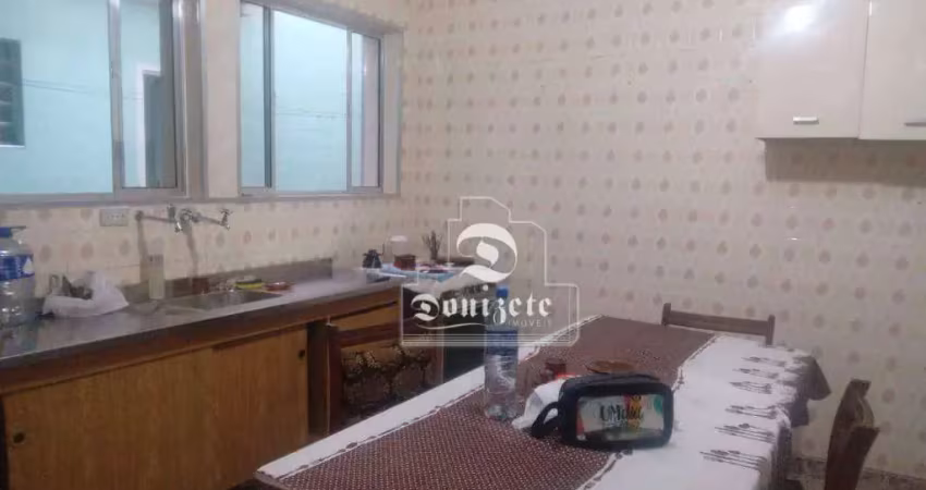 Sobrado com 3 dormitórios à venda, 149 m² por R$ 580.000,00 - Jardim - Santo André/SP
